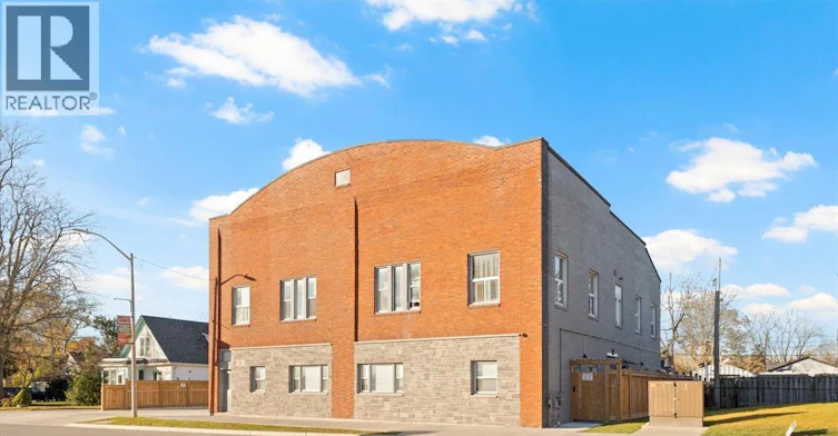 5-60 Main Street West, Kingsville, ON, N9Y 1H3 - 2