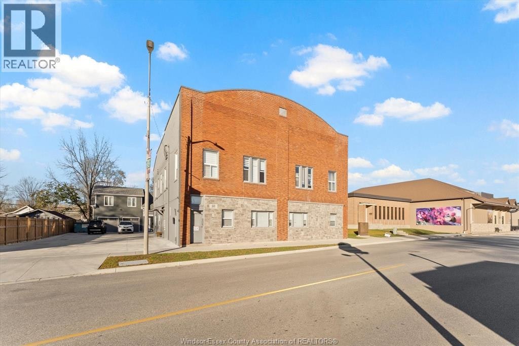 5-60 Main Street West, Kingsville, ON, N9Y 1H3