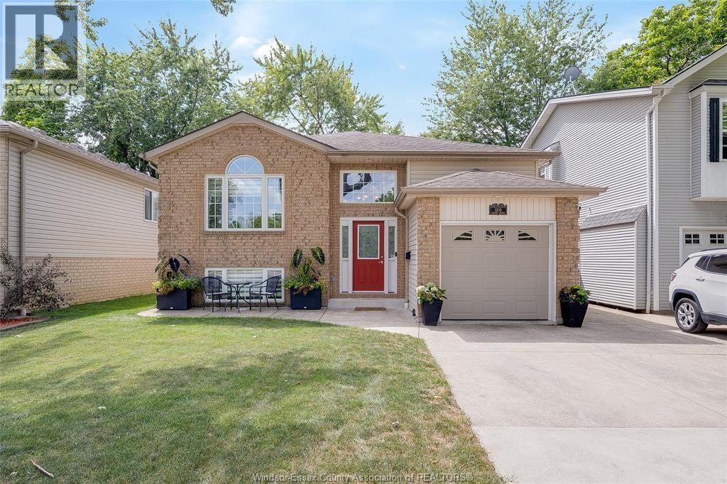 1309 Ellrose, Windsor, ON, N8Y 3X3