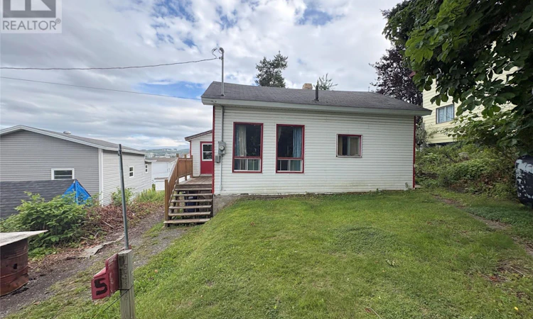 5 Watsons Road