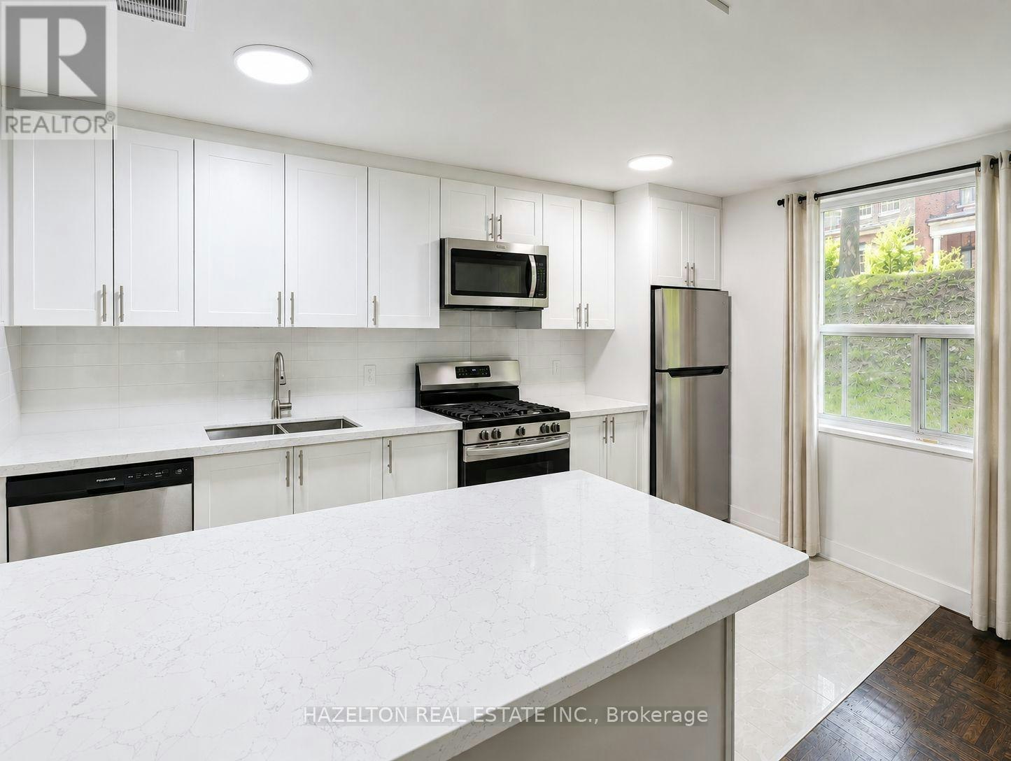 107-4 Sherbourne Street N, Toronto, ON, M4W 2T1 - 4