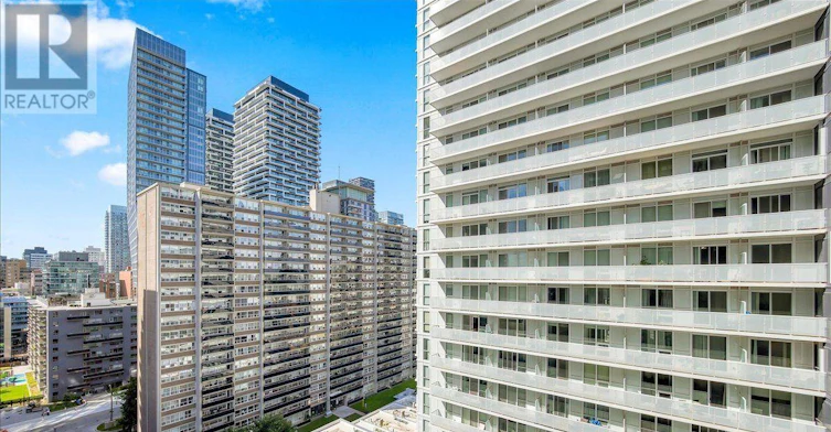 1410-109 Erskine Avenue, Toronto, ON, M4P 0G8 - 29
