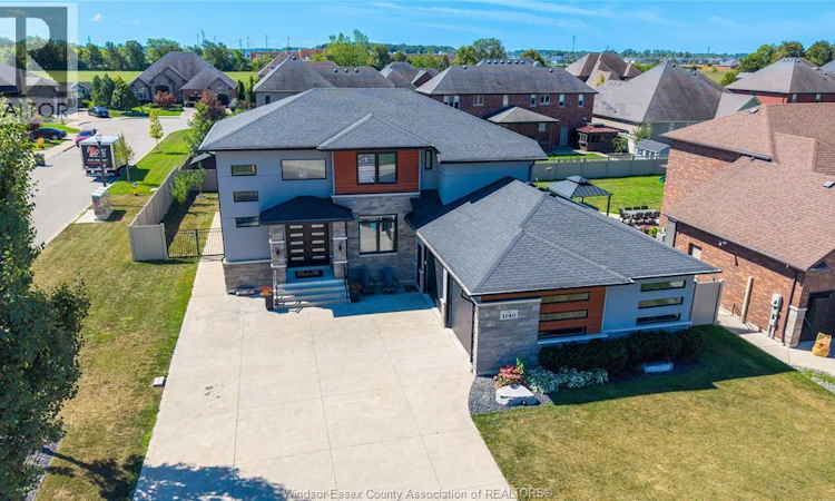 1140 Regency Crescent
