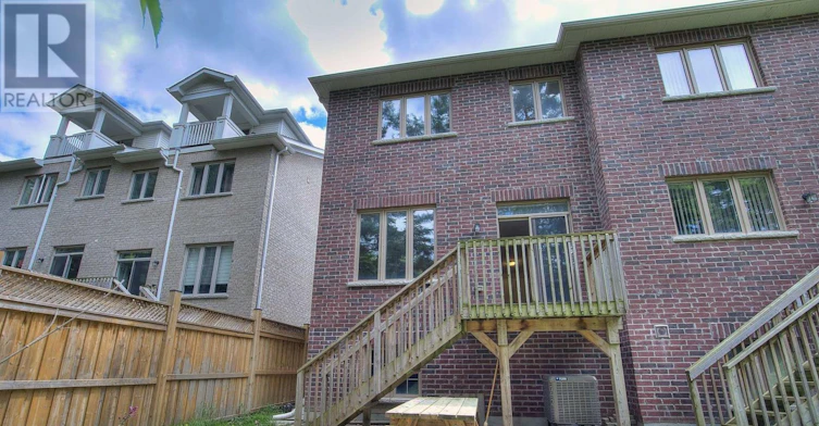 80 Radial Drive E, Aurora, ON, L4G 0Z8 - 5