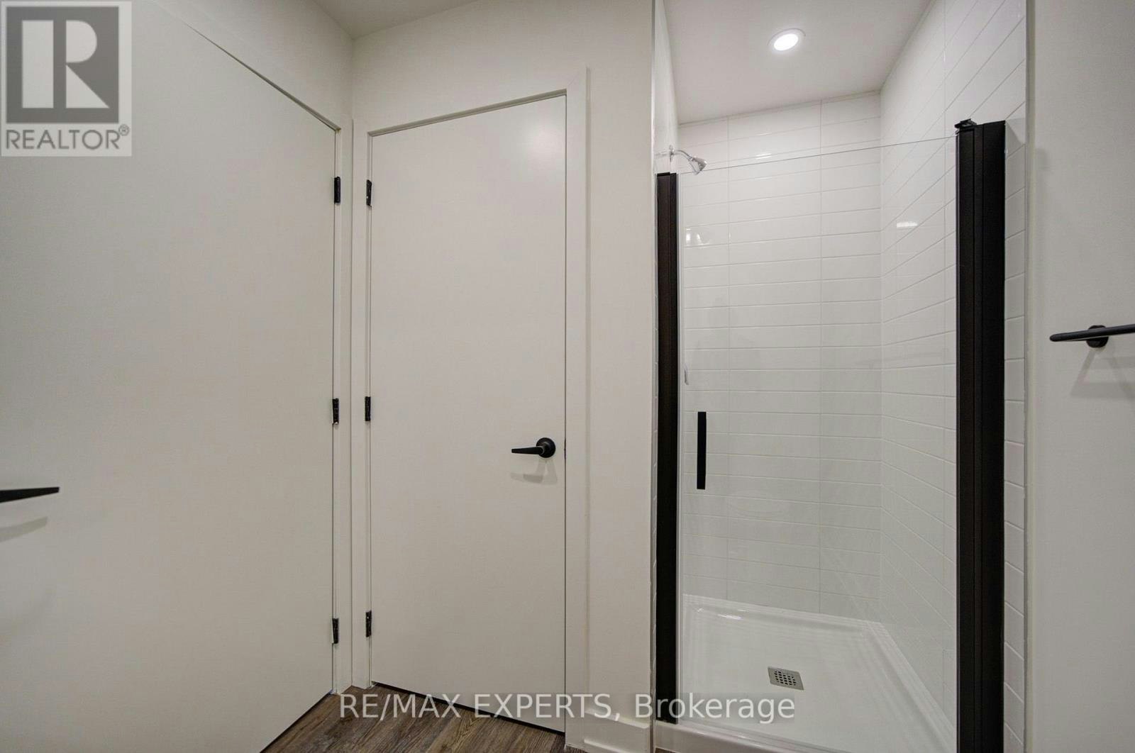 412-2475 Old Bronte Road, Oakville, ON, L6M 5S7 - 32