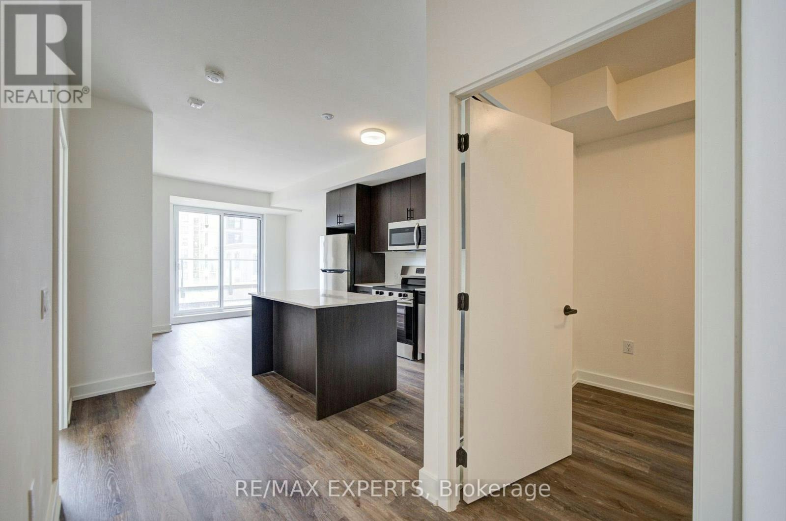 412-2475 Old Bronte Road, Oakville, ON, L6M 5S7 - 9