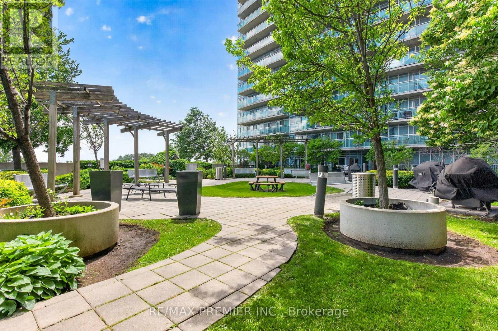 2133-165 Legion Road N, Toronto, ON, M8Y 0B3 - 29