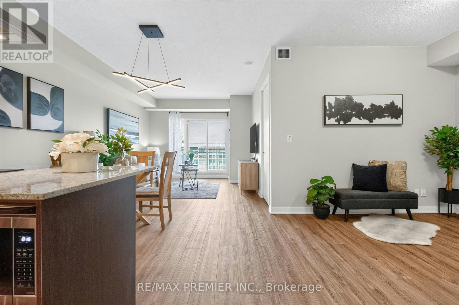 2133-165 Legion Road N, Toronto, ON, M8Y 0B3 - 9