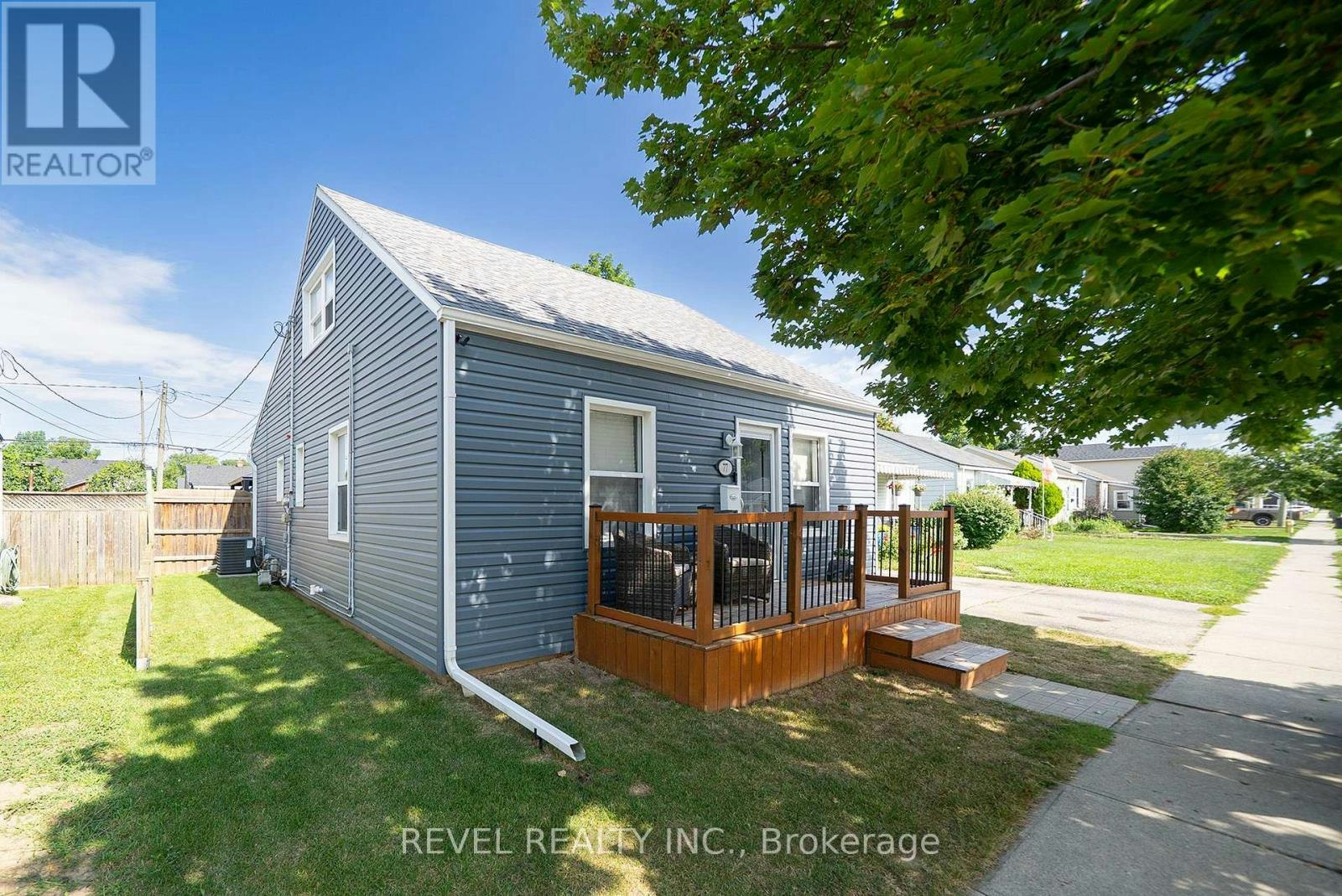 77 Eighth Avenue, Brantford, ON, N3S 1C4