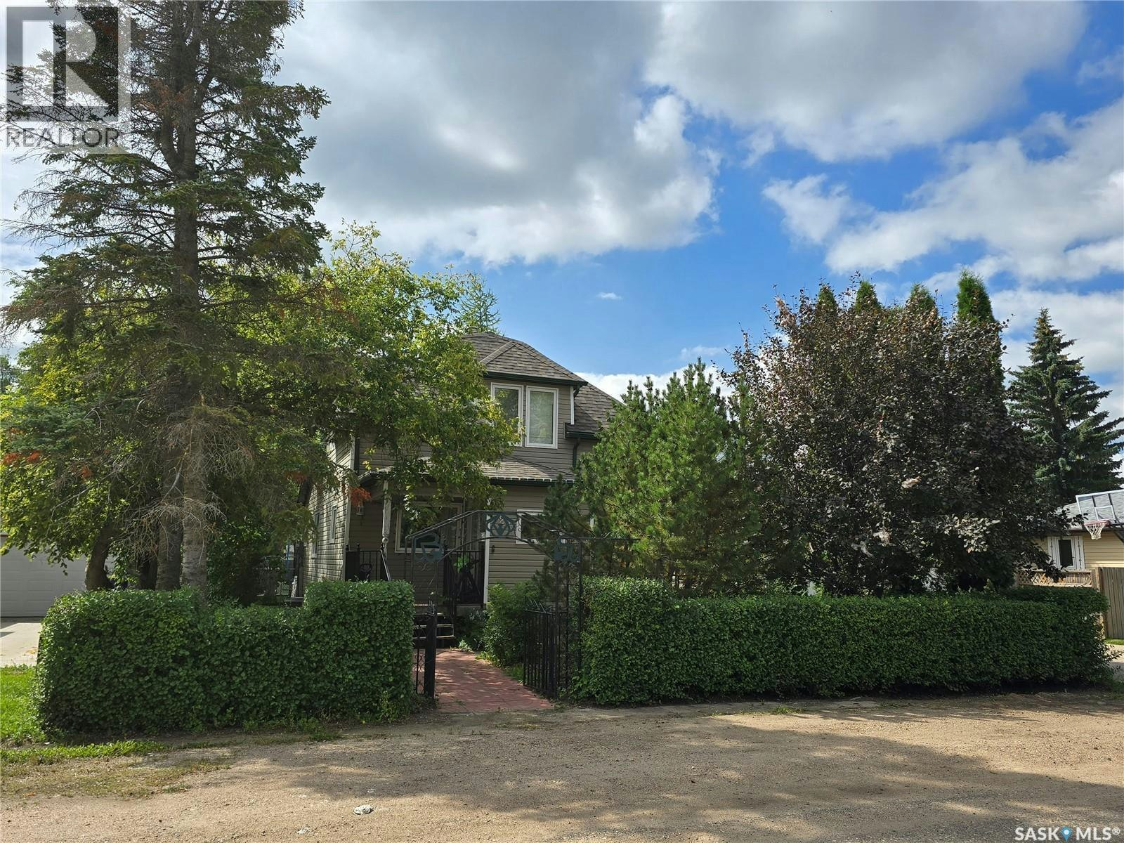 127 1st Avenue, Osler, SK, S0K 3A0