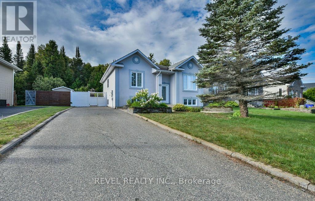 73 Jv Bonhomme Boulevard, Timmins, ON, P4P 0A2