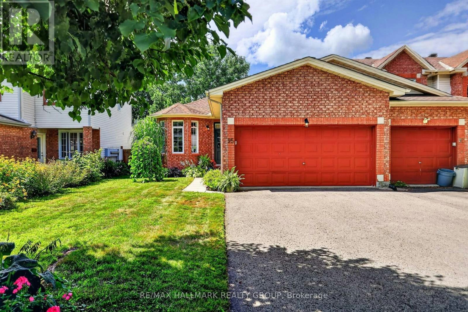 95 College Circle, Ottawa, ON, K1K 4R9