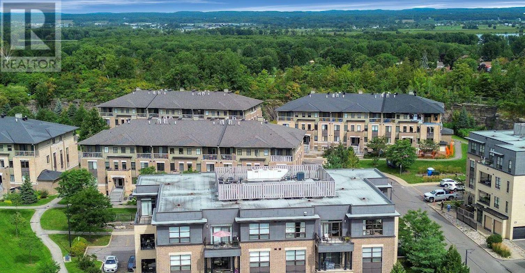 203-215 Titanium Private, Ottawa, ON, K1C 0B7
