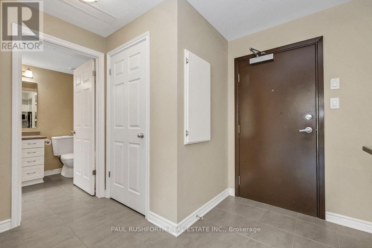 203-215 Titanium Private, Ottawa, ON, K1C 0B7 - 3
