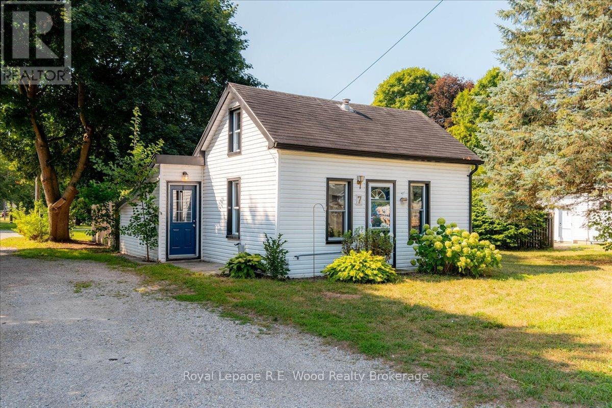 7 Mill Street W, Norwich, ON, N0J 1R0