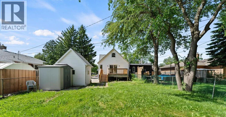 6045 Wyandotte Street East, Windsor, ON, N8S 1N3 - 33