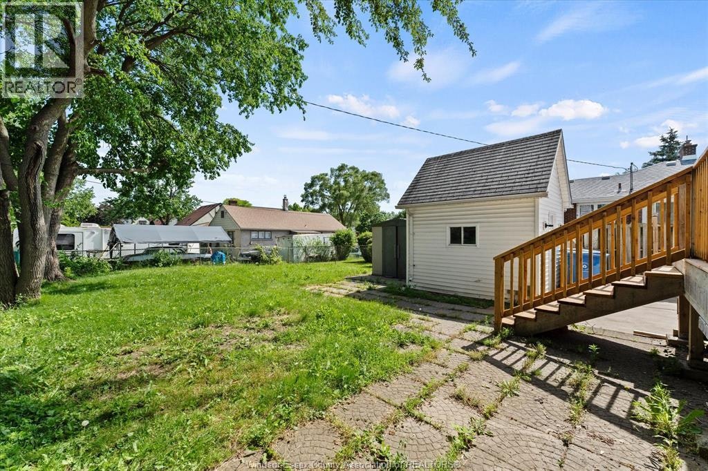 6045 Wyandotte Street East, Windsor, ON, N8S 1N3 - 27