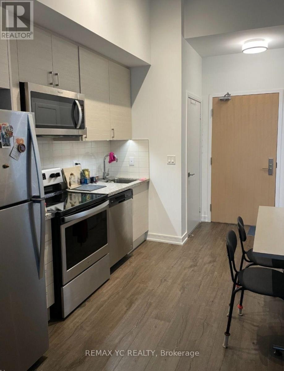 111-621 Sheppard Avenue E, Toronto, ON, M2K 0G4