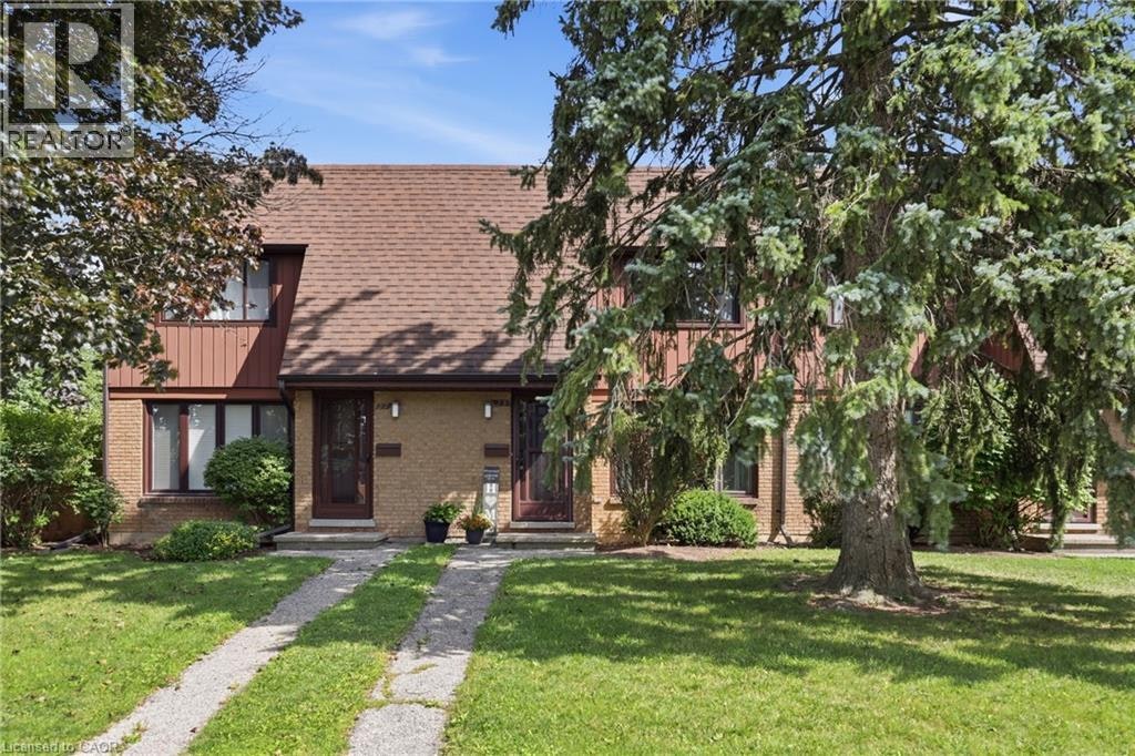 25 Flint Drive, Kitchener, ON, N2E 1S8