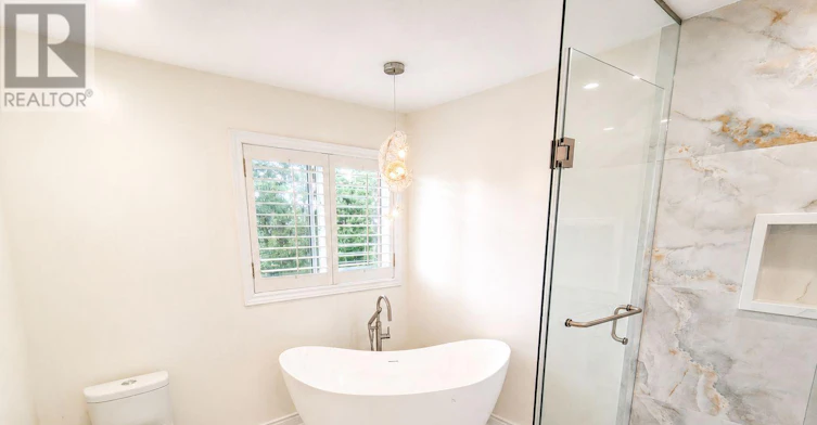 52 Royalpark Way, Vaughan, ON, L4H 1J5 - 13