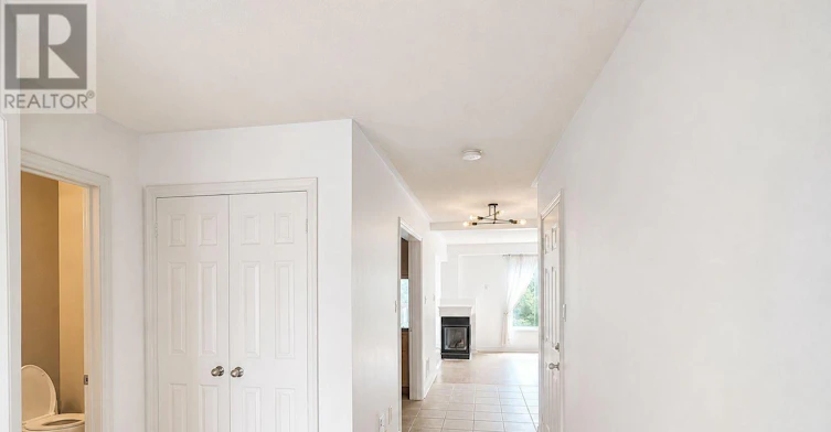 52 Royalpark Way, Vaughan, ON, L4H 1J5 - 4