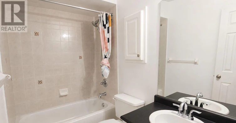52 Royalpark Way, Vaughan, ON, L4H 1J5 - 18