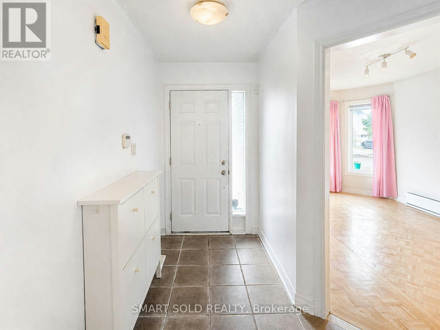 52 Royalpark Way, Vaughan, ON, L4H 1J5 - 3