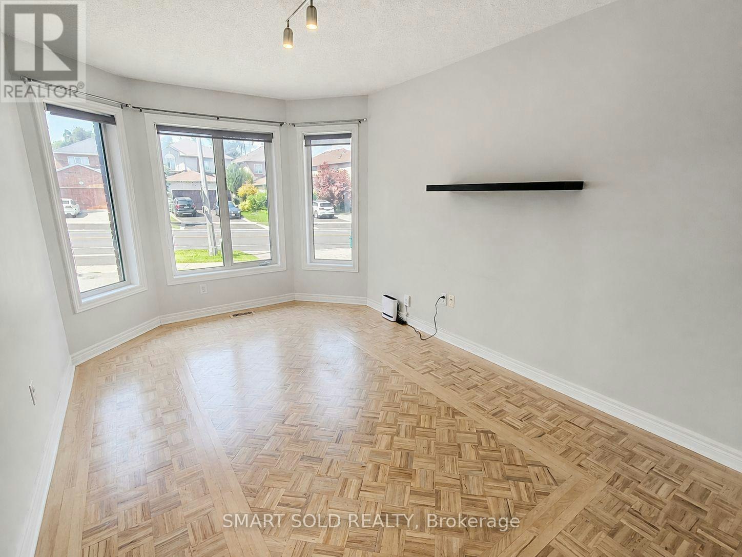 52 Royalpark Way, Vaughan, ON, L4H 1J5 - 5