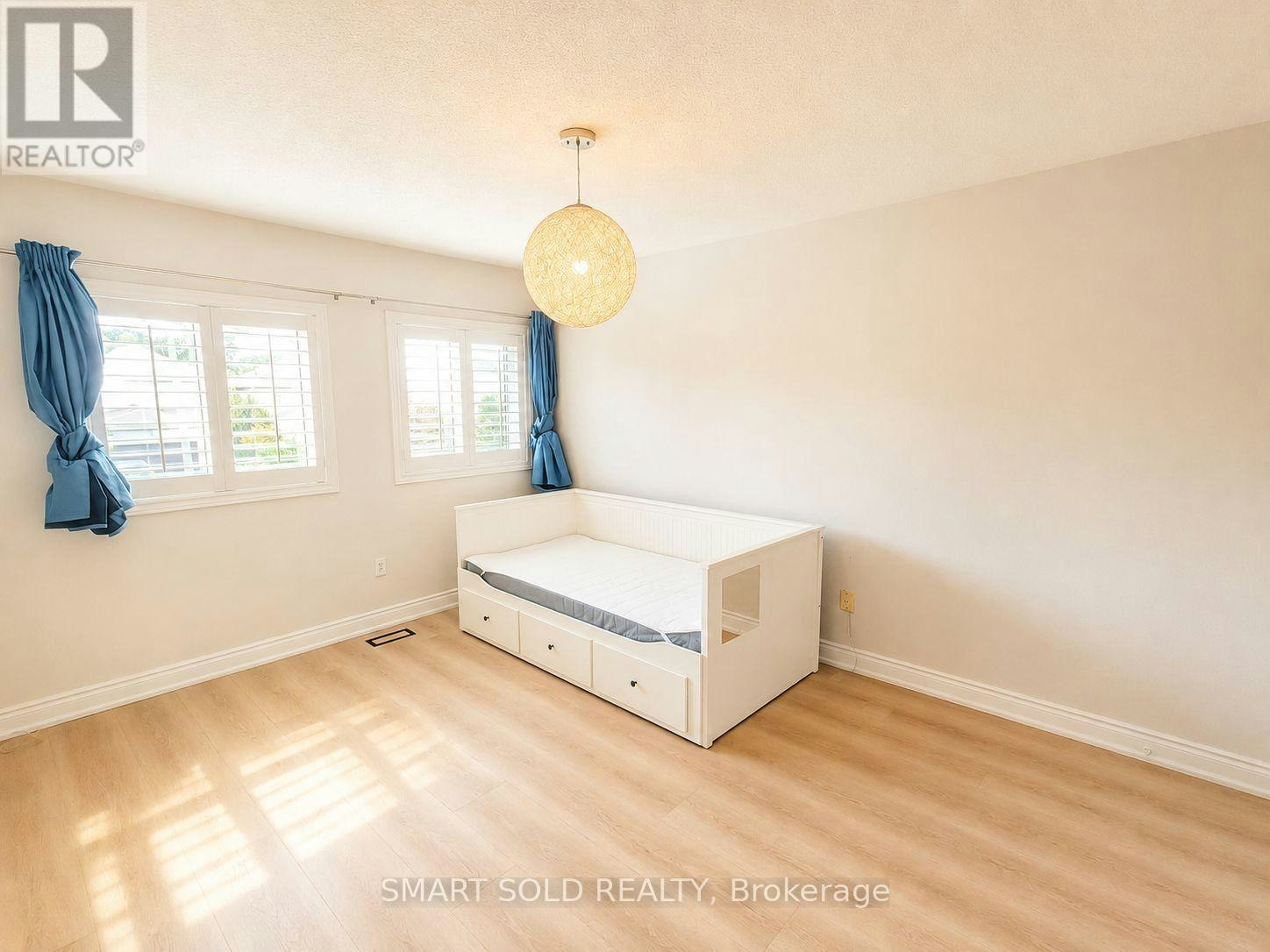 52 Royalpark Way, Vaughan, ON, L4H 1J5 - 16