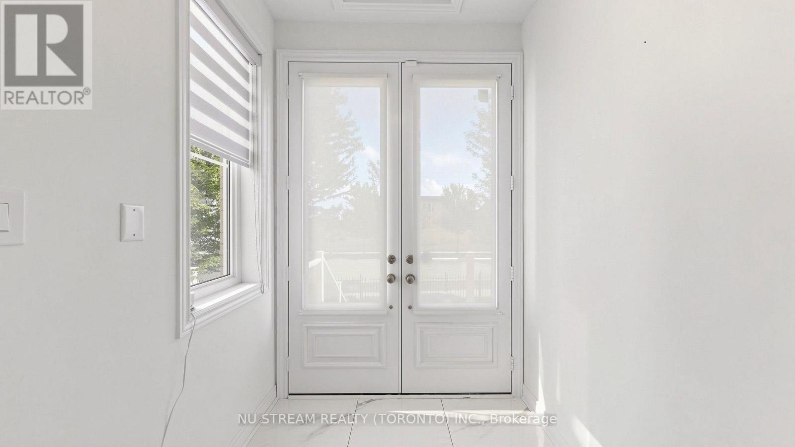 15-19 Maytime Way, Markham, ON, L6C 0N5 - 4
