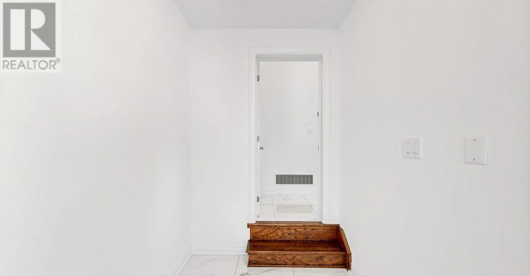 15-19 Maytime Way, Markham, ON, L6C 0N5 - 5