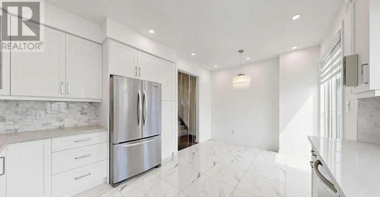 15-19 Maytime Way, Markham, ON, L6C 0N5 - 13
