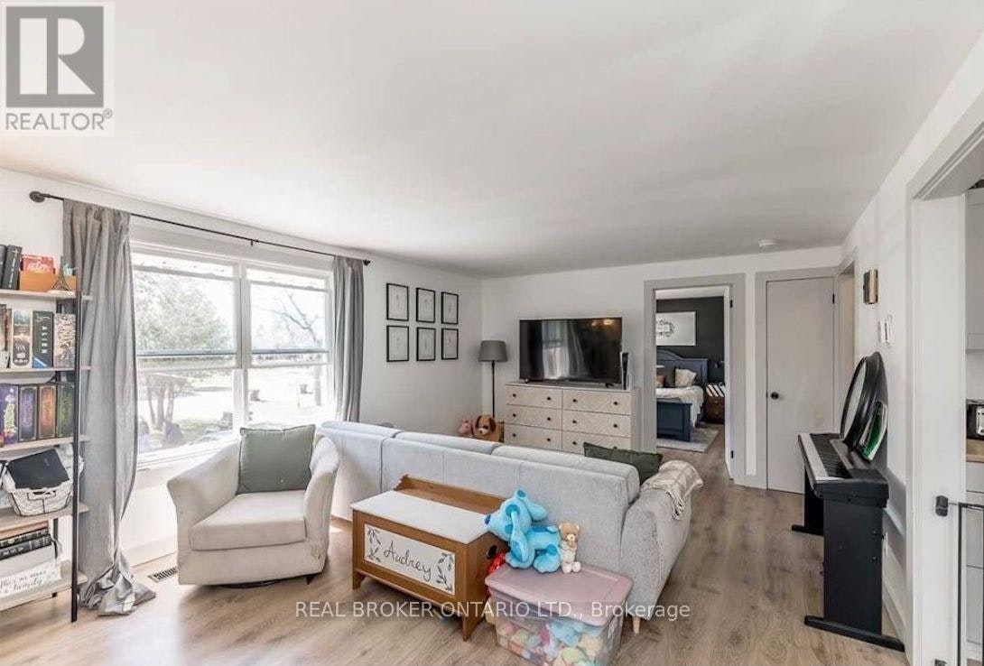 UPPER-23 Second Street, New Tecumseth, ON, L0G 1A0 - 3