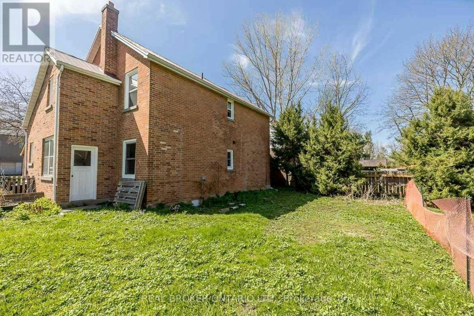 UPPER-23 Second Street, New Tecumseth, ON, L0G 1A0 - 11
