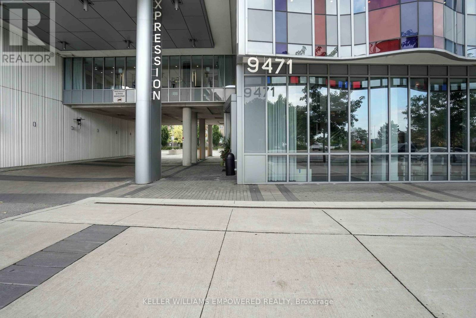 811-9471 Yonge Street N, Richmond Hill, ON, L4C 0Z5