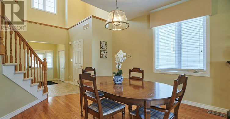 655 Interlaken Drive, Waterloo, ON, N2T 2Y5 - 5