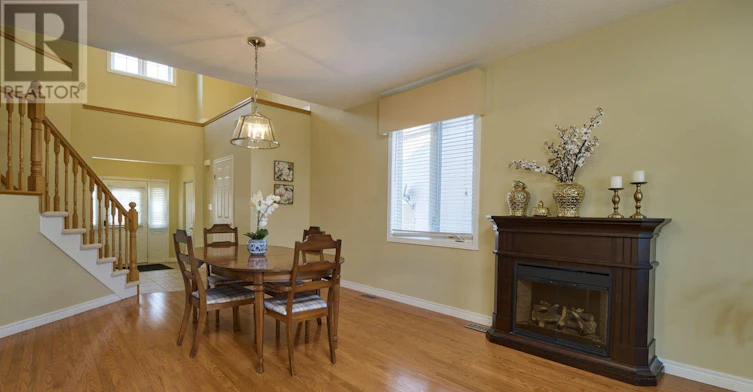 655 Interlaken Drive, Waterloo, ON, N2T 2Y5 - 4