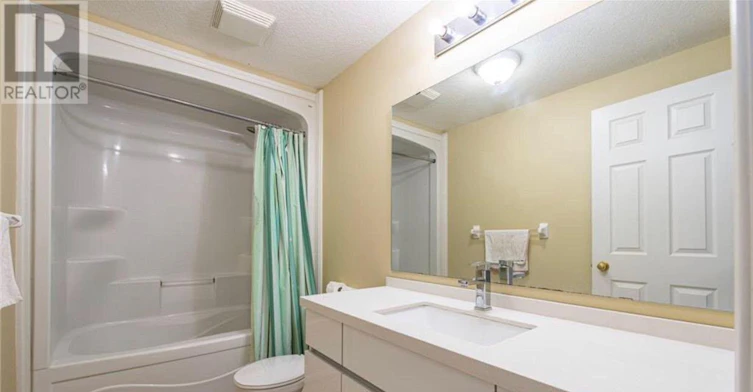 655 Interlaken Drive, Waterloo, ON, N2T 2Y5 - 30