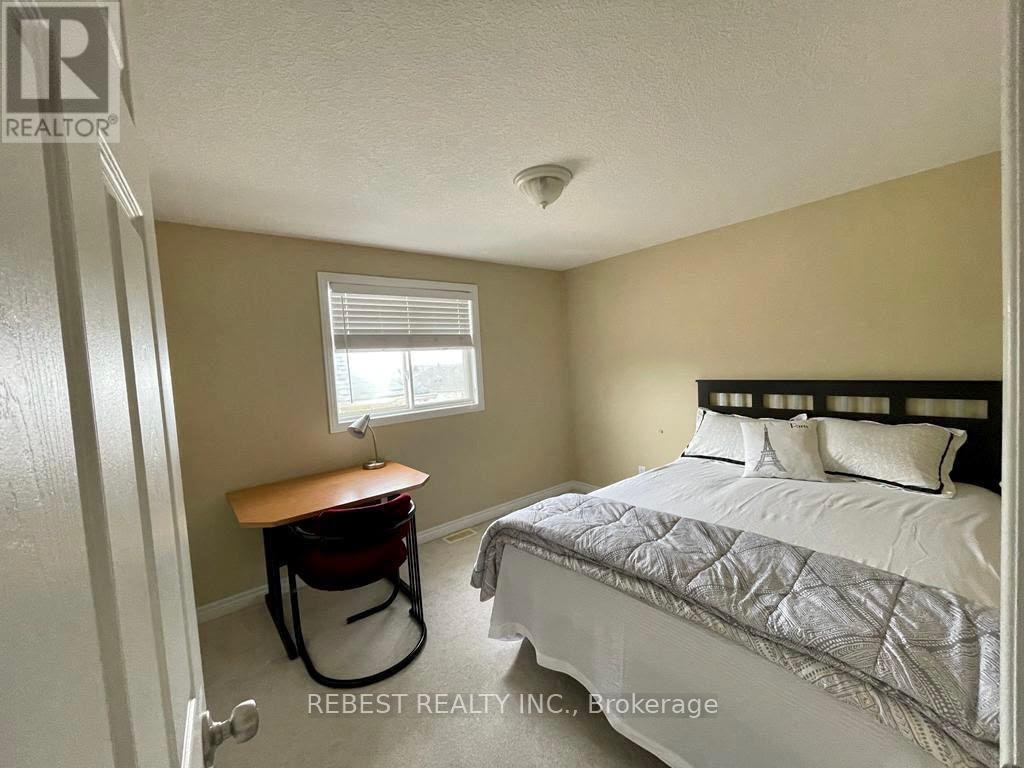 655 Interlaken Drive, Waterloo, ON, N2T 2Y5 - 21