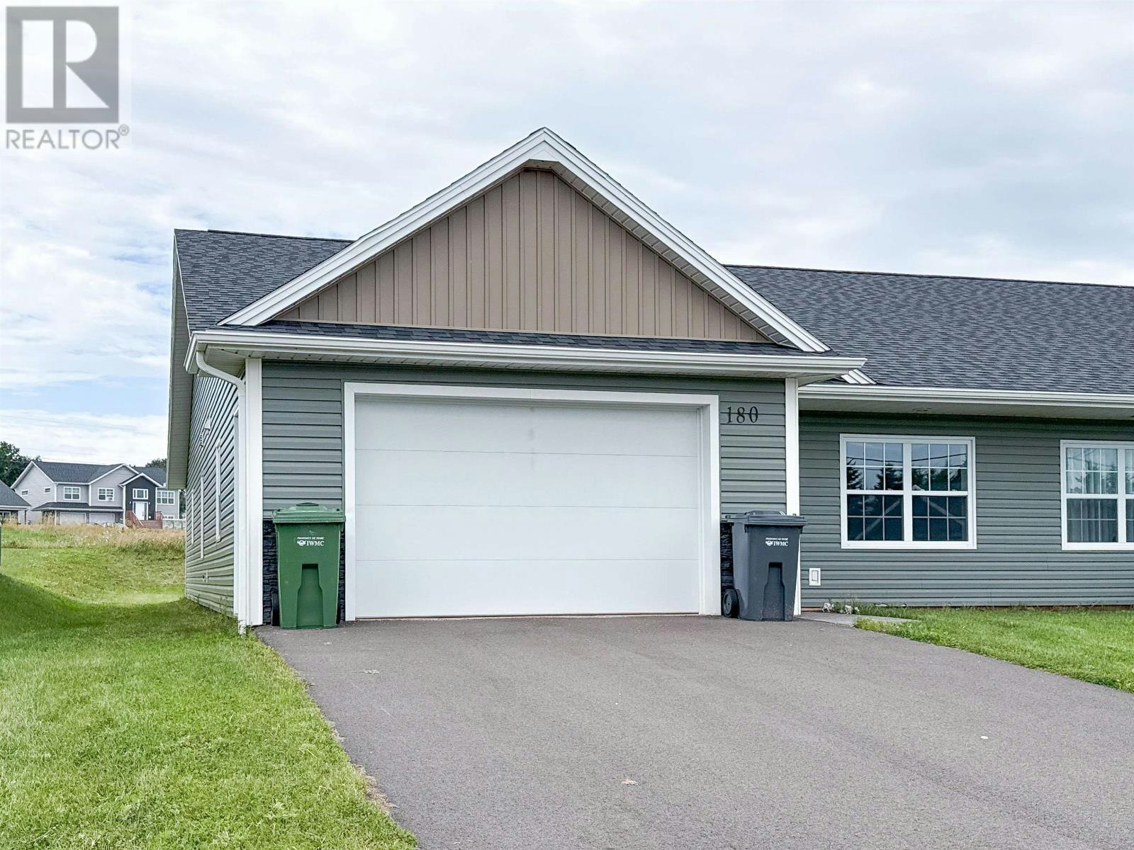 180 Stanmol Drive, Charlottetown, PE, C1E 3V1