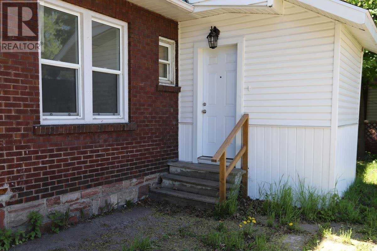 344 Wellington Street, Sault Ste. Marie, ON, P6A 2L9 - 10