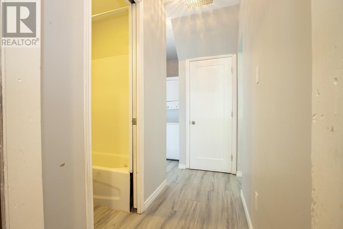 344 Wellington Street, Sault Ste. Marie, ON, P6A 2L9 - 12