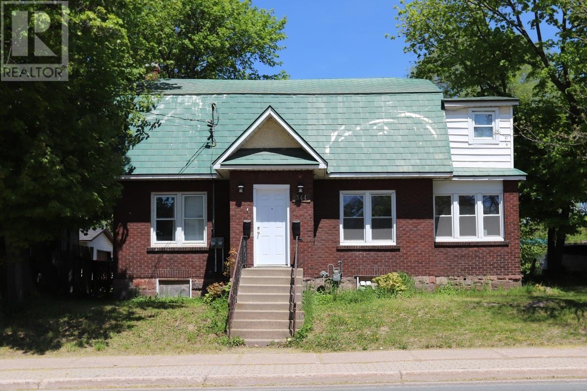 344 Wellington Street, Sault Ste. Marie, ON, P6A 2L9 - 2