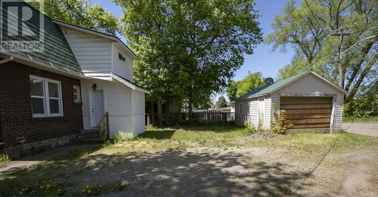 344 Wellington Street, Sault Ste. Marie, ON, P6A 2L9 - 6