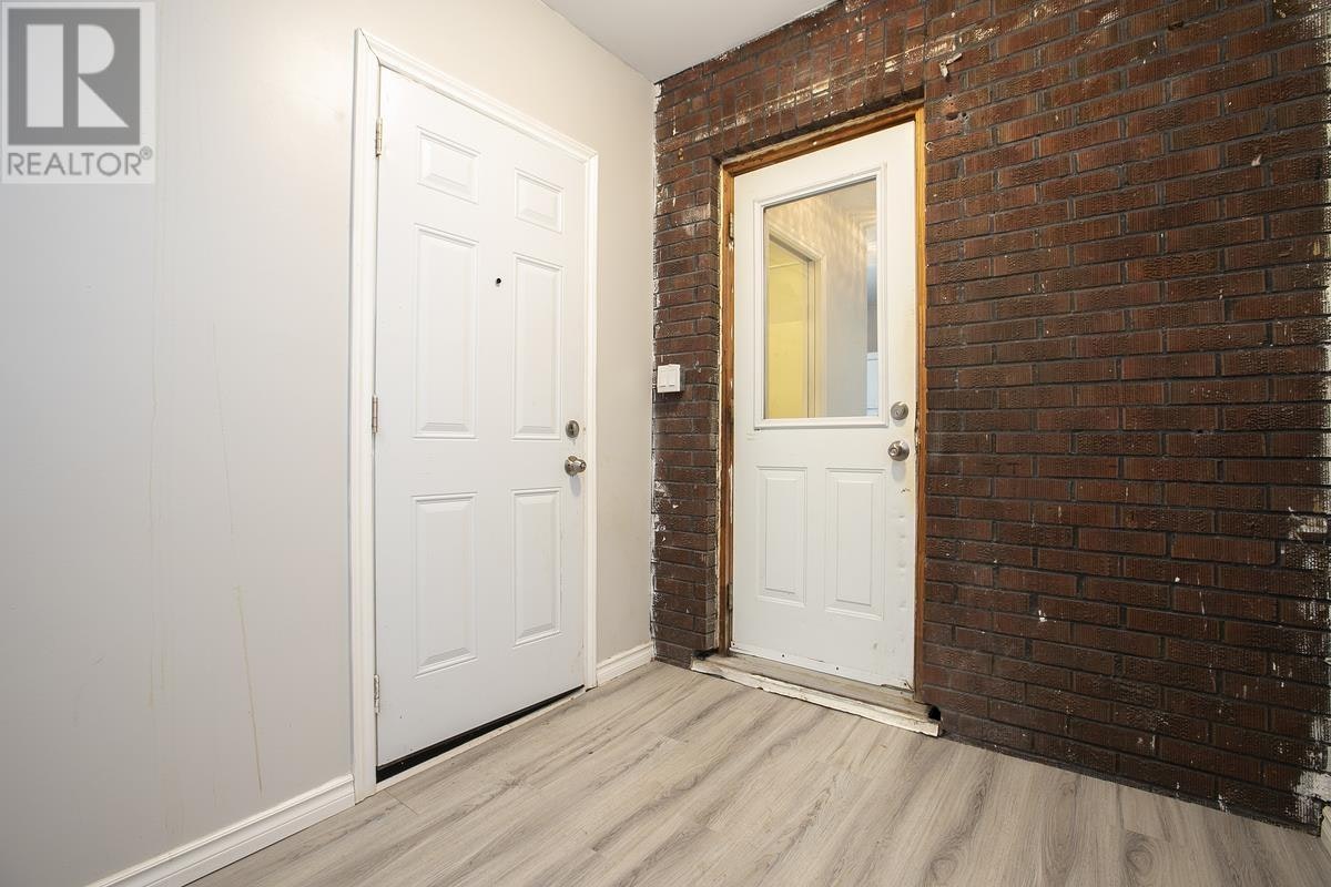 344 Wellington Street, Sault Ste. Marie, ON, P6A 2L9 - 11