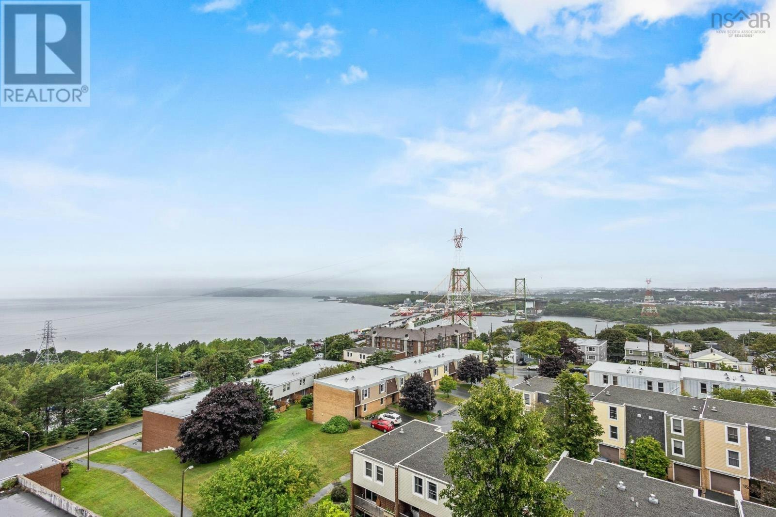 1002-5572 Ridge Road North, Halifax, NS, B3K 5K2