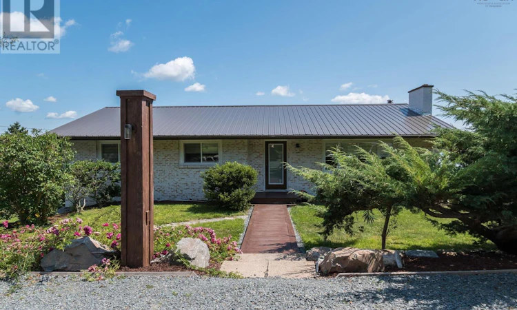 158 Lawrencetown Road West