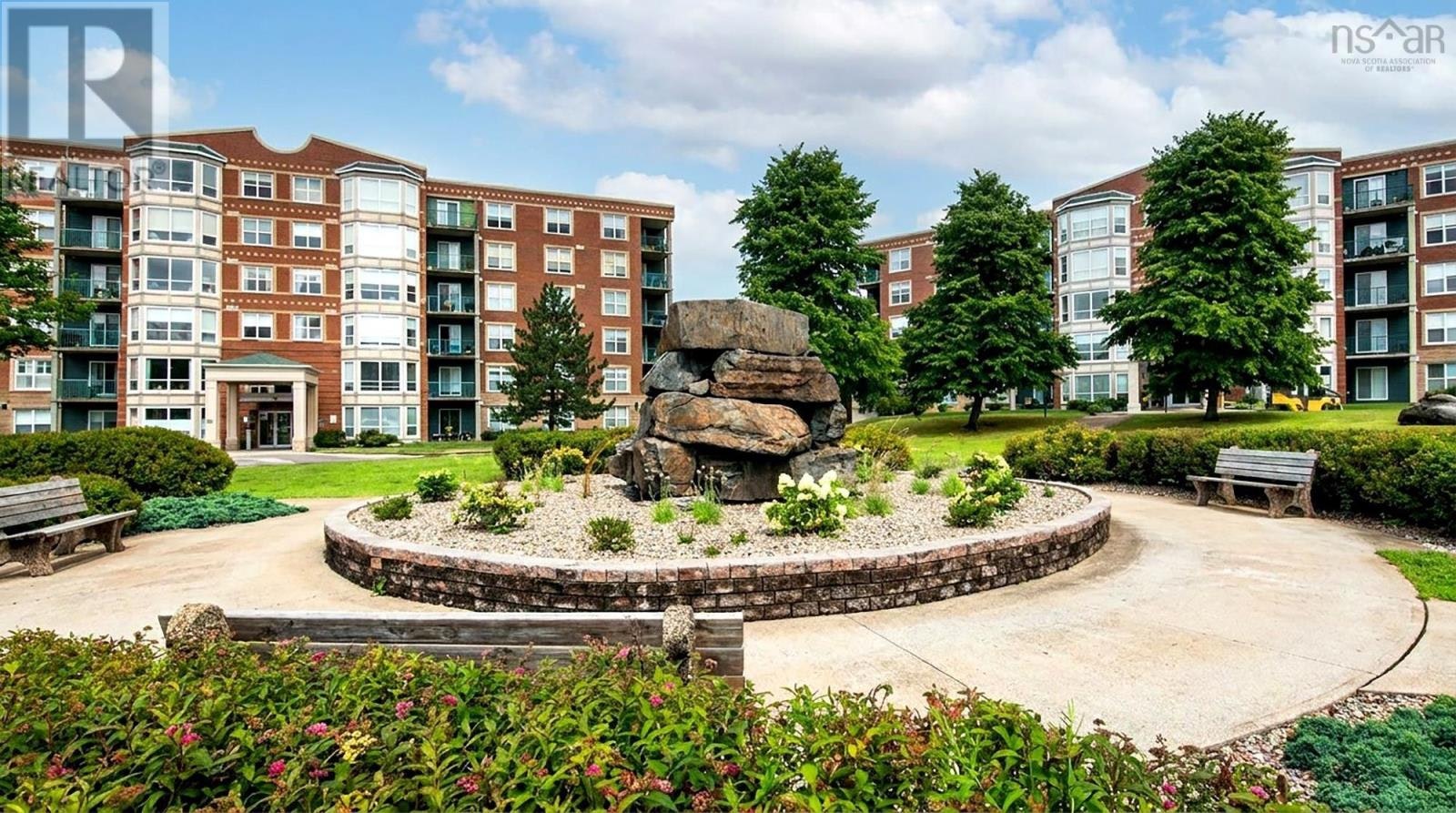 207-78 Regency Park Drive, Halifax, NS, B3S 1T2