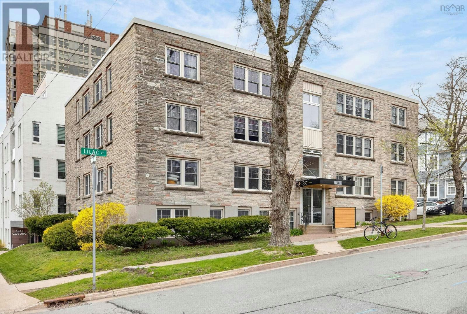 15-1510 Lilac Street, Halifax, NS, B3H 3W3