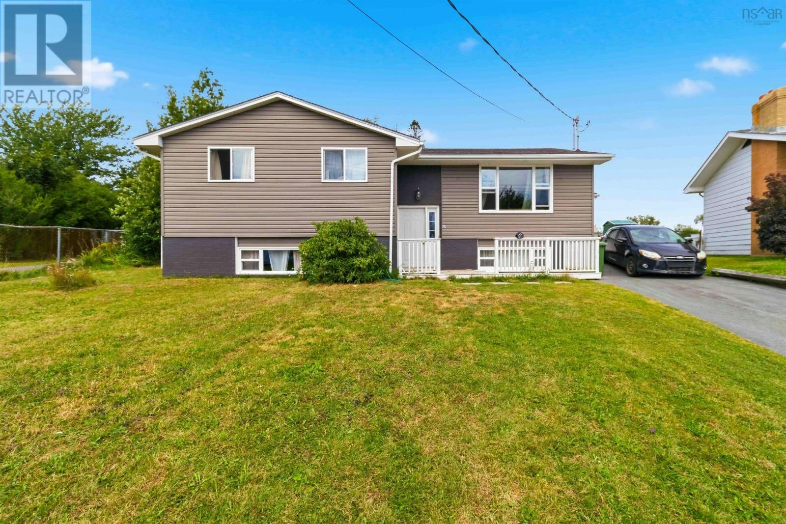 62 Shalimar Crescent, Dartmouth, NS, B2W 4L8